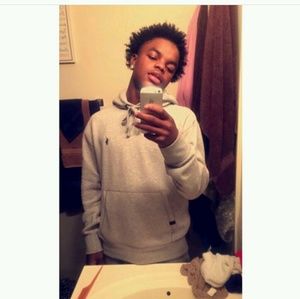 Meet your Posher, Elijah